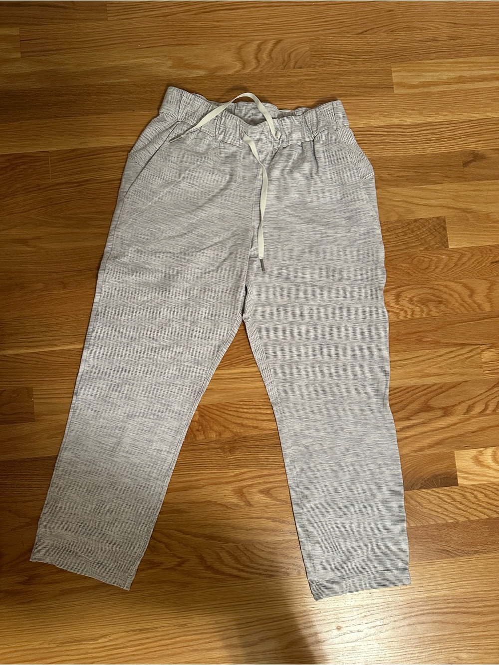 Lululemon On The Fly Joggers Light Heather Gray
